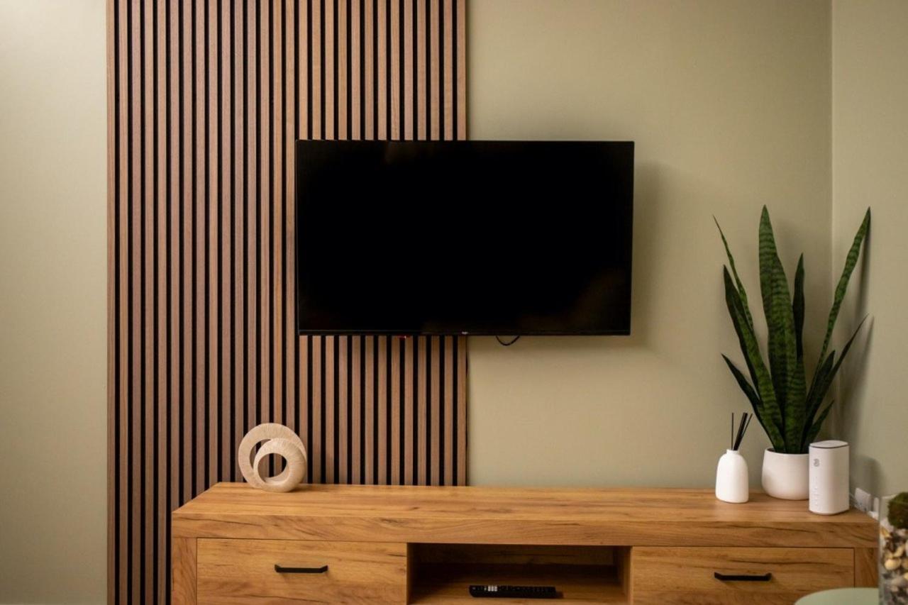 Stylish Centre Living Apartment